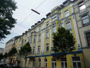  Gästehaus Grupello  Дюссельдорф